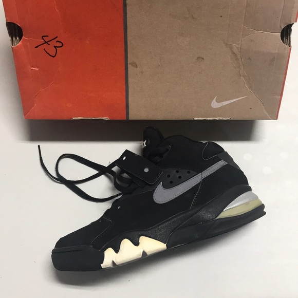 nike air force max b